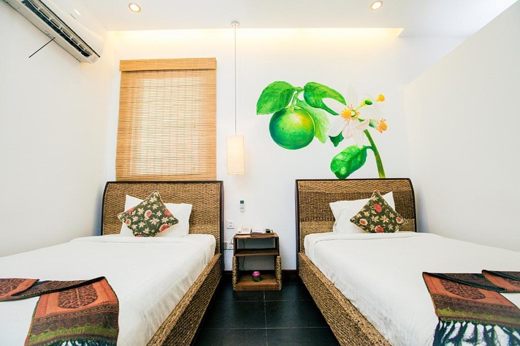 Monsoon Riverside Hotel Phnom Penh Zewnętrze zdjęcie